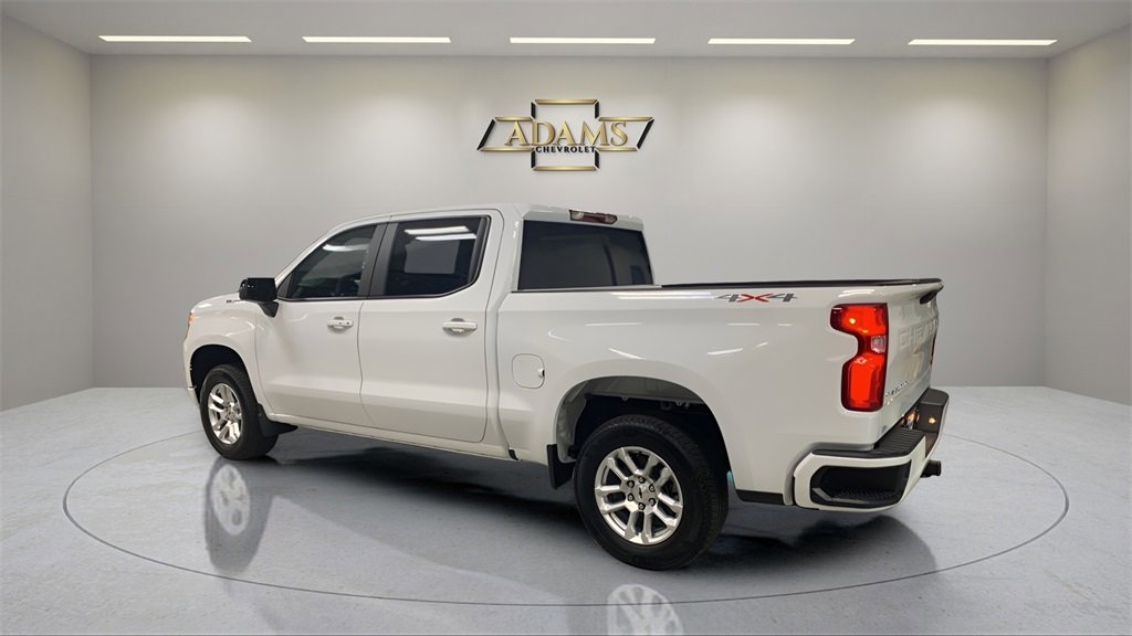 2026 Chevrolet Silverado 1500 RST photo 4