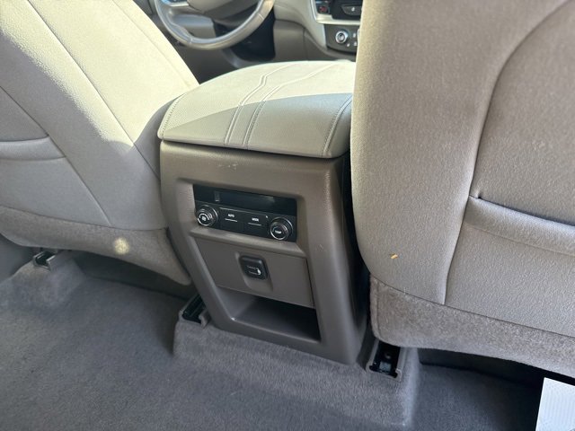 2021 Chevrolet Traverse Cloth photo 12