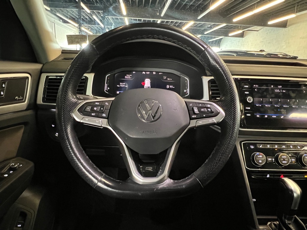 2022 Volkswagen Atlas V6 SEL Premium R-Line photo 8