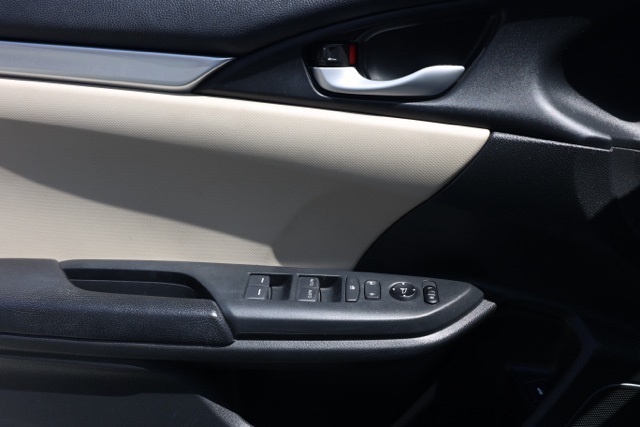 2018 Honda Civic LX photo 21