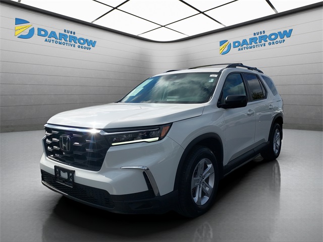 2023 Honda Pilot LX's photo