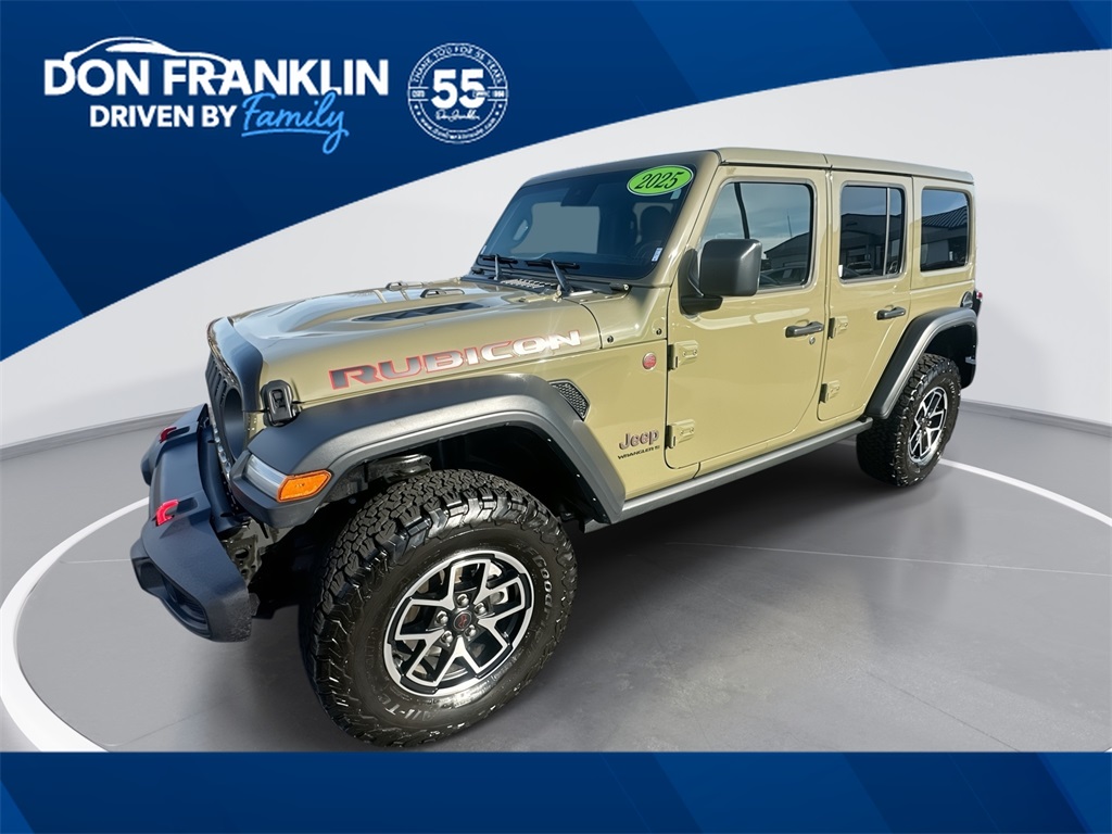 2025 Jeep Wrangler 4-Door Rubicon's photo