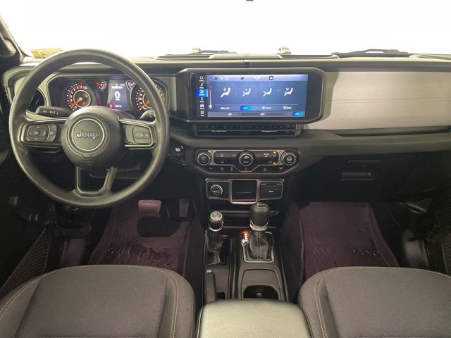 2024 Jeep Gladiator Sport photo 36
