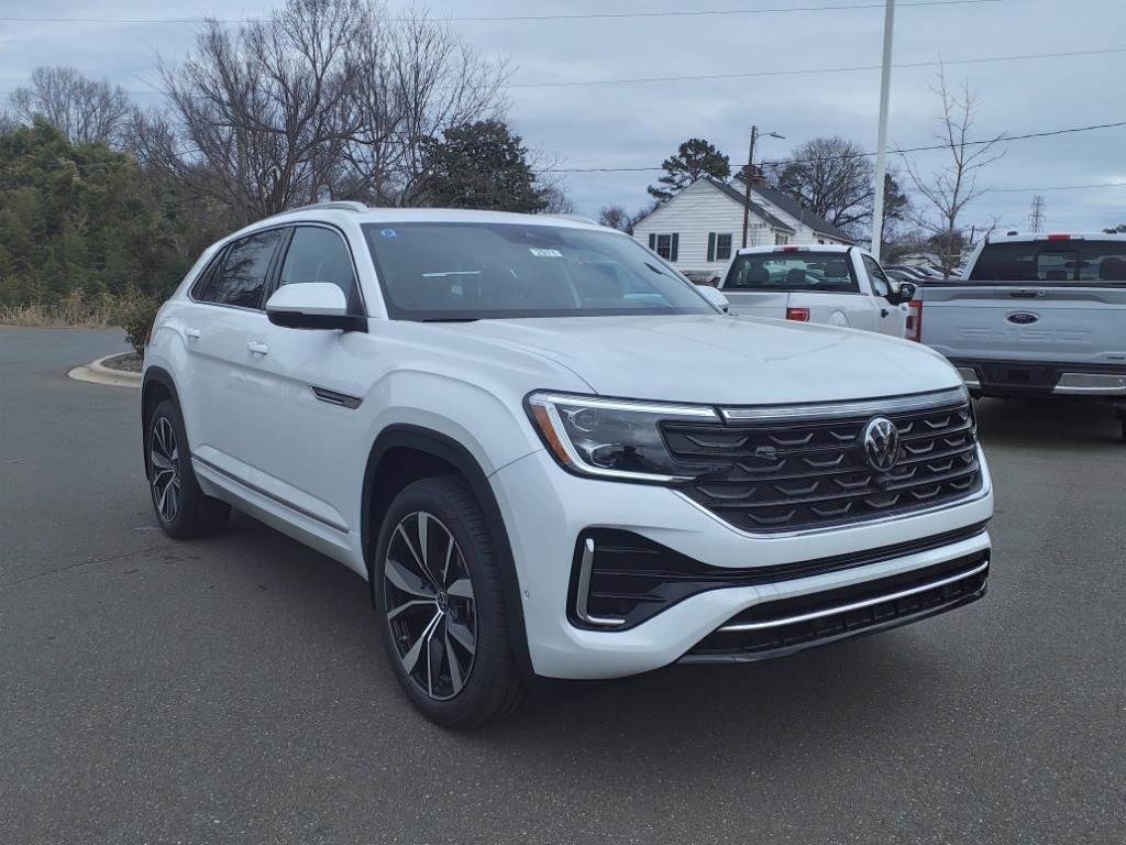 2025 Volkswagen Atlas Cross Sport SEL Premium R-Line photo 3