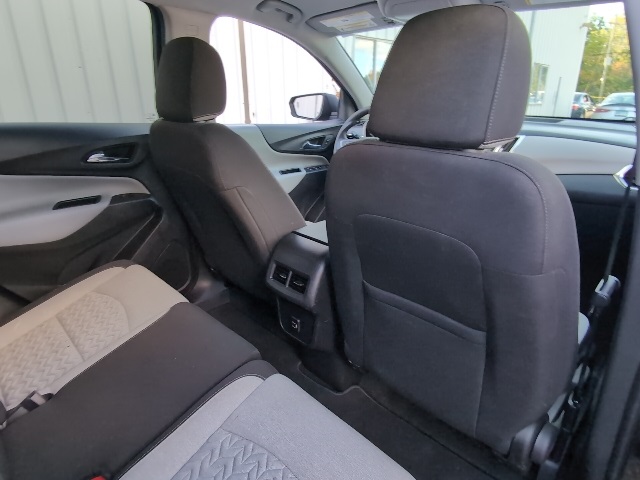 2023 Chevrolet Equinox LS photo 45