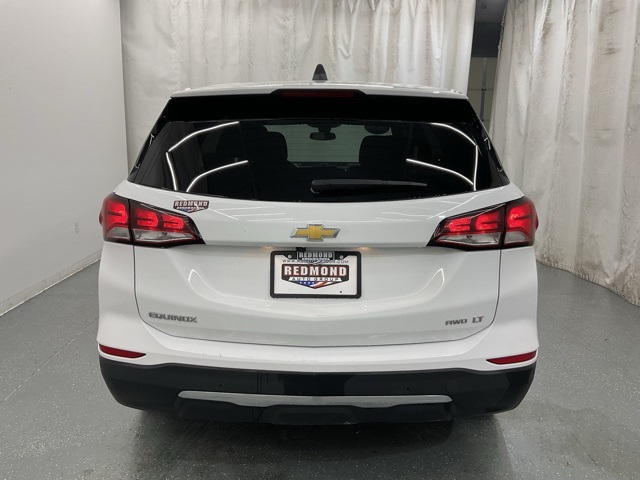 2024 Chevrolet Equinox LT photo 4