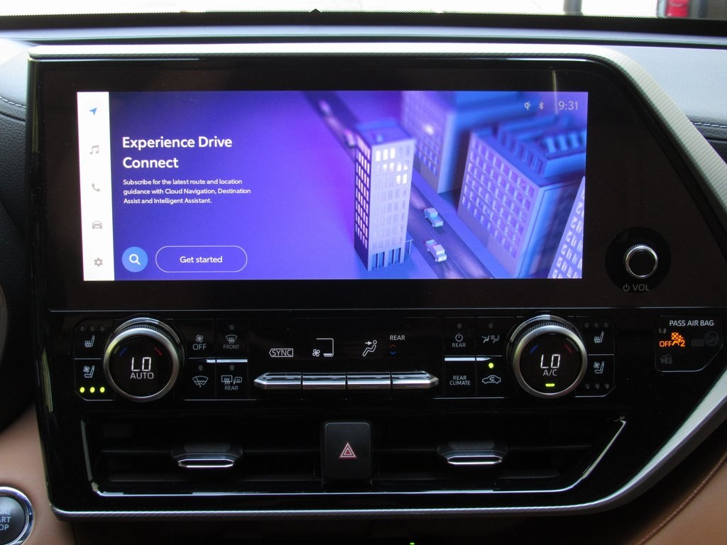 2023 Toyota Highlander Platinum photo 28