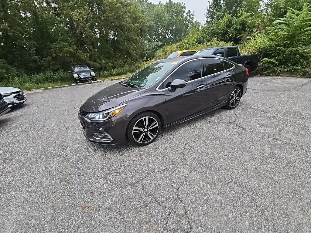 Used 2017 Chevrolet Cruze Premier with VIN 1G1BF5SM1H7187121 for sale in Kansas City