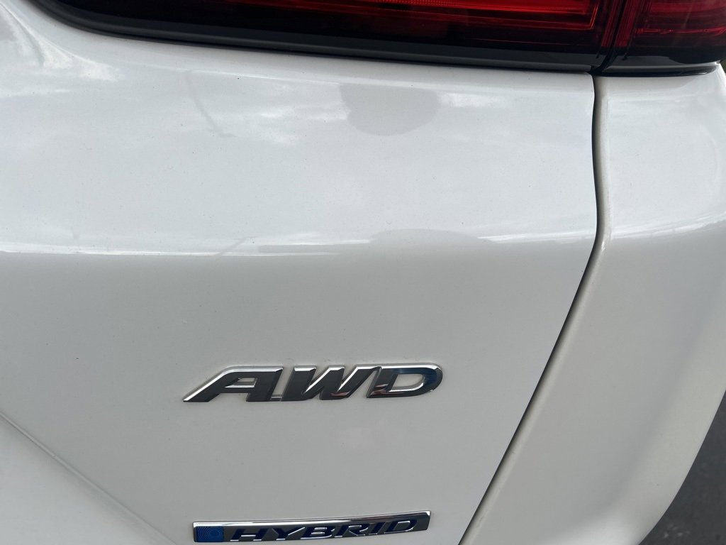 2022 Honda CR-V Hybrid EX-L photo 12