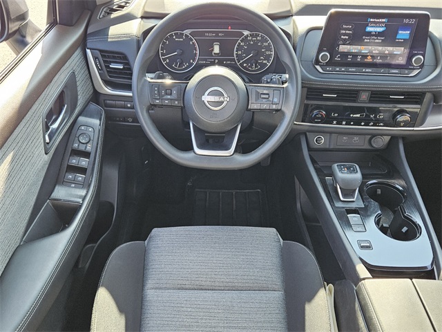 2023 Nissan Rogue SV photo 5