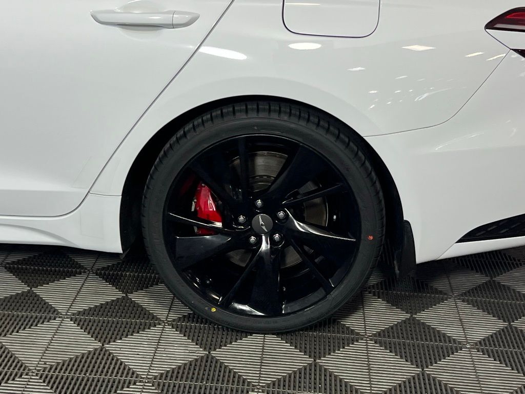 2022 Genesis G70 3.3T photo 9