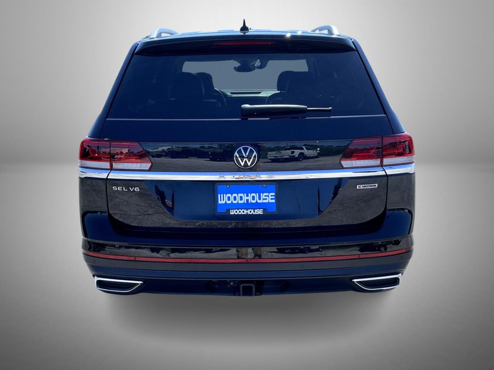 2021 Volkswagen Atlas SEL photo 3