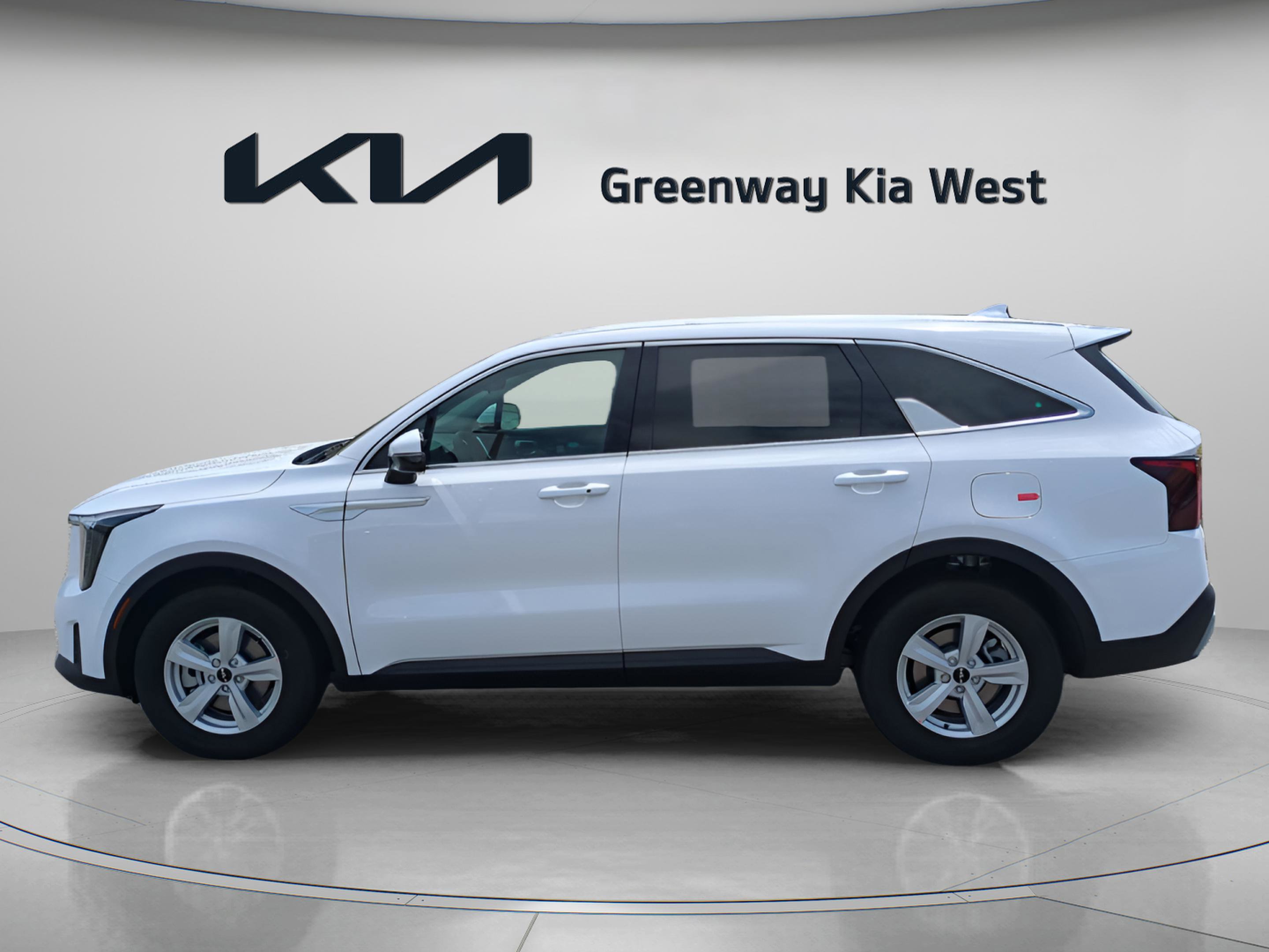 2026 Kia Sorento LX photo 4