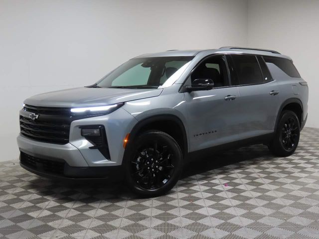 2025 Chevrolet Traverse LT's photo