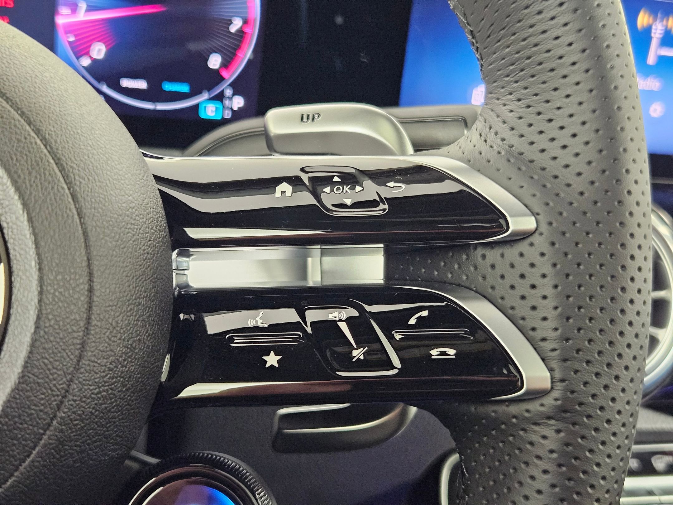 2025 Mercedes Benz GLB AMG 35 4MATIC photo 23
