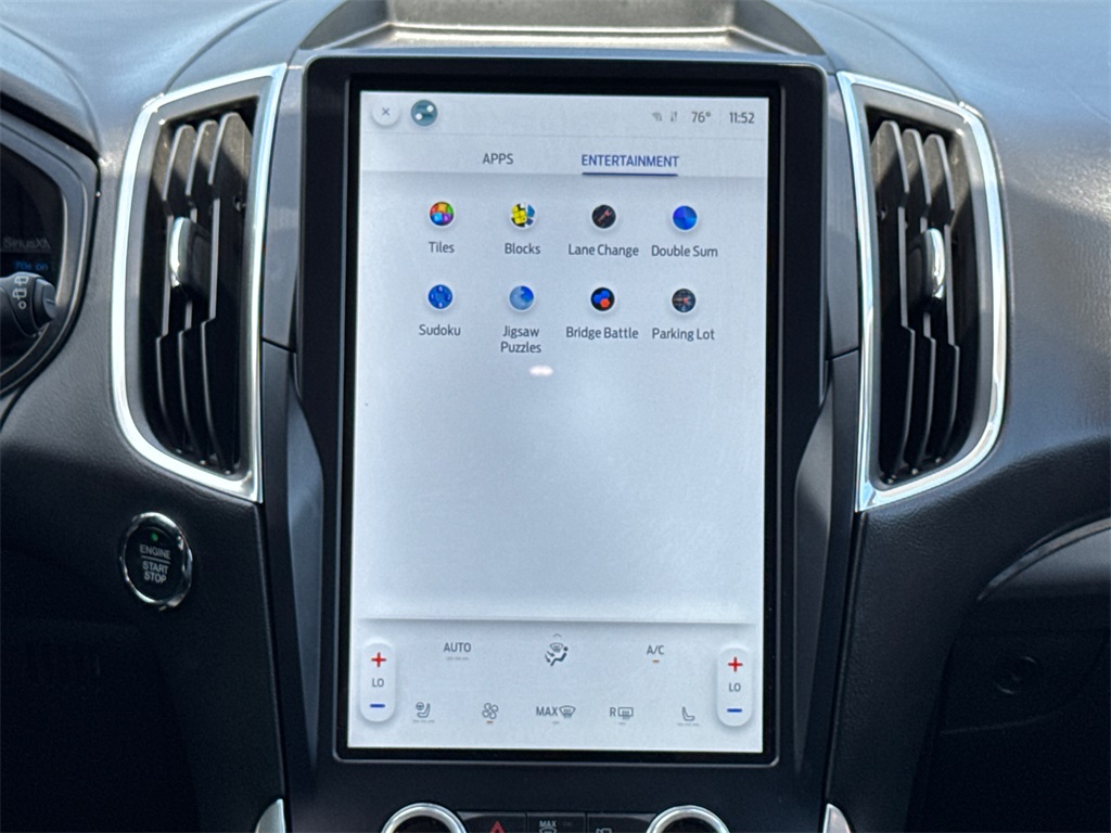 2022 Ford Edge Titanium photo 22