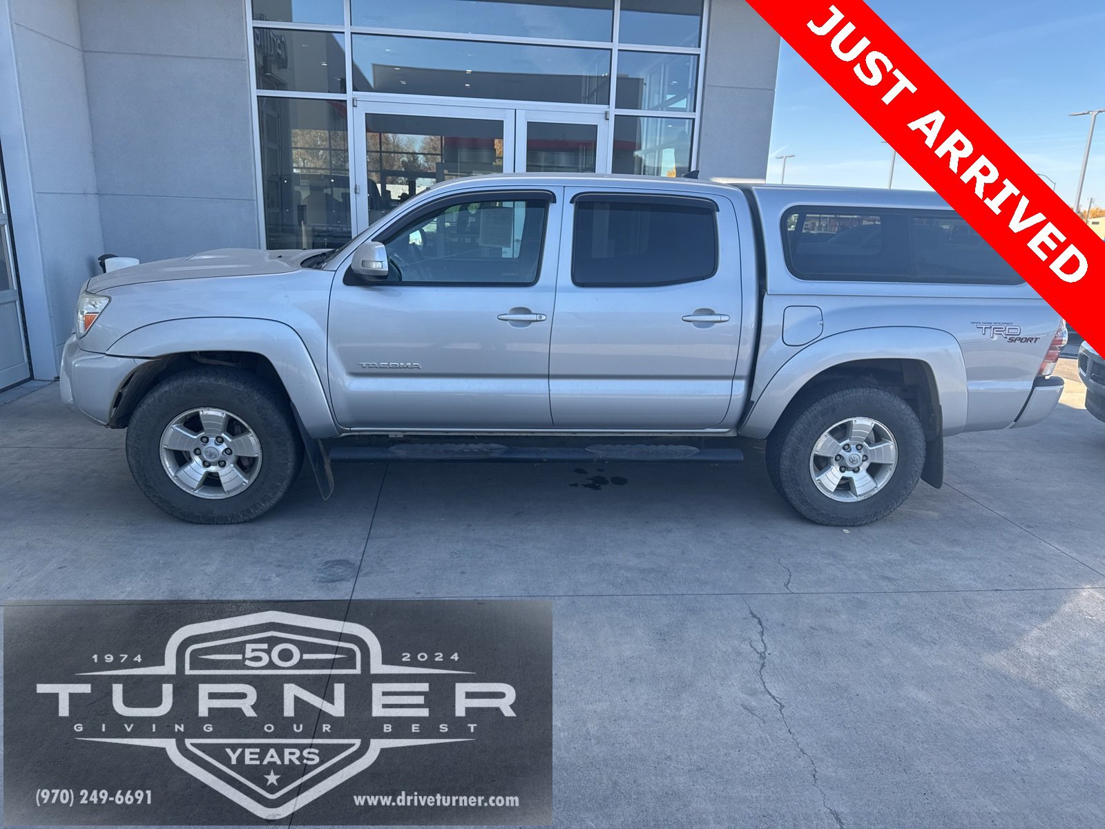 2012 Toyota Tacoma V6 4x4 photo 3