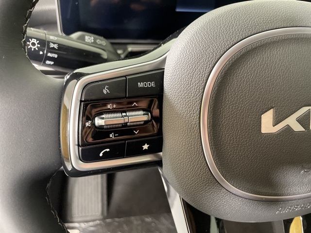 2025 Kia Sorento S photo 20