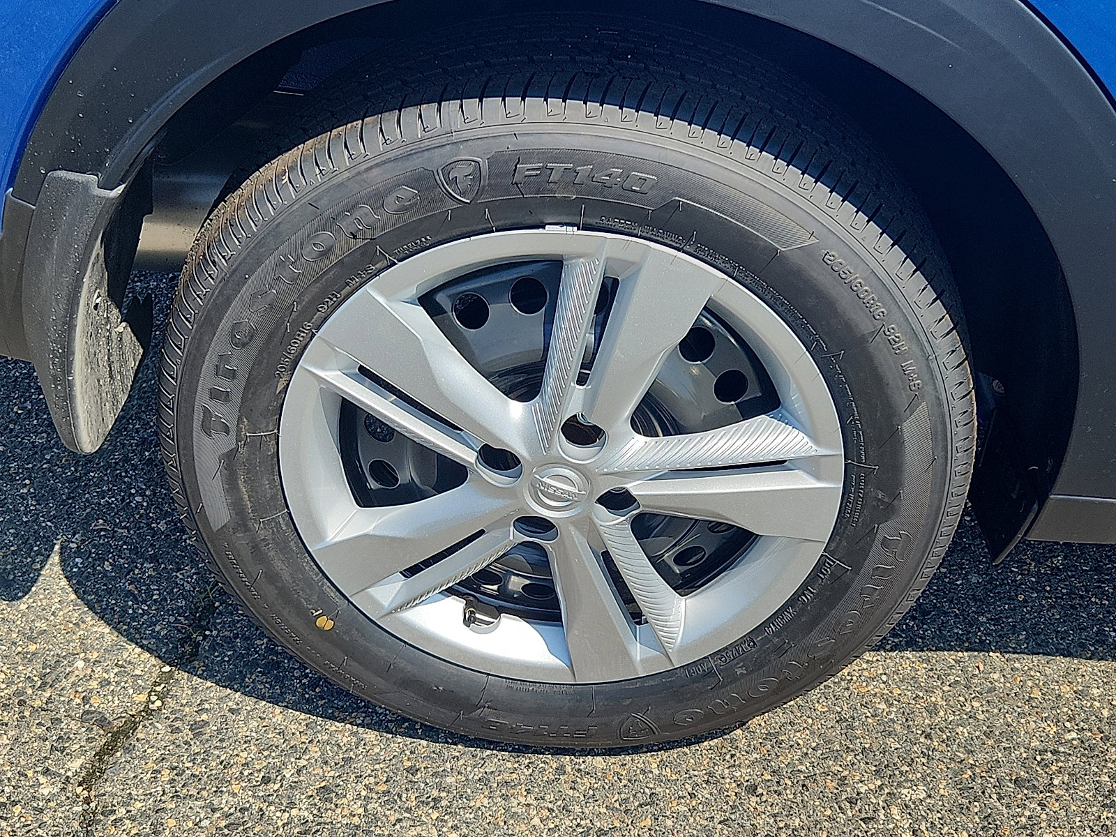 2025 Nissan Kicks Play S photo 5
