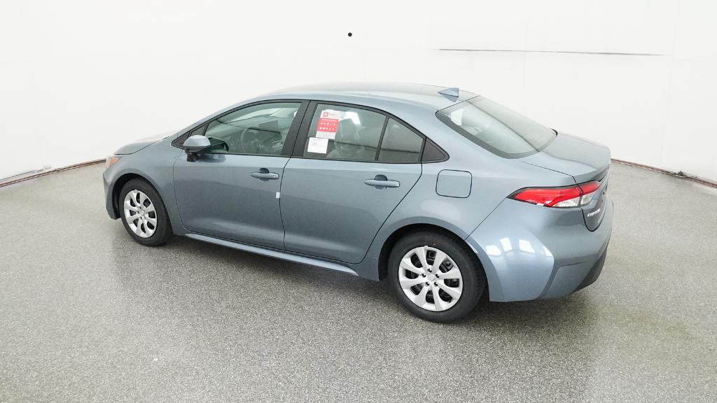 2025 Toyota Corolla LE photo 11