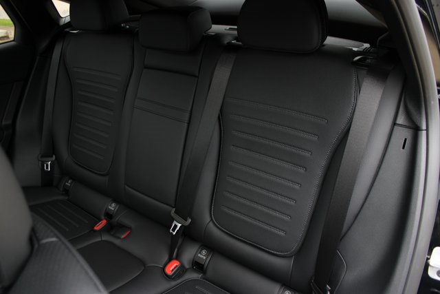 2025 Mercedes Benz GLC 300 4MATIC photo 30