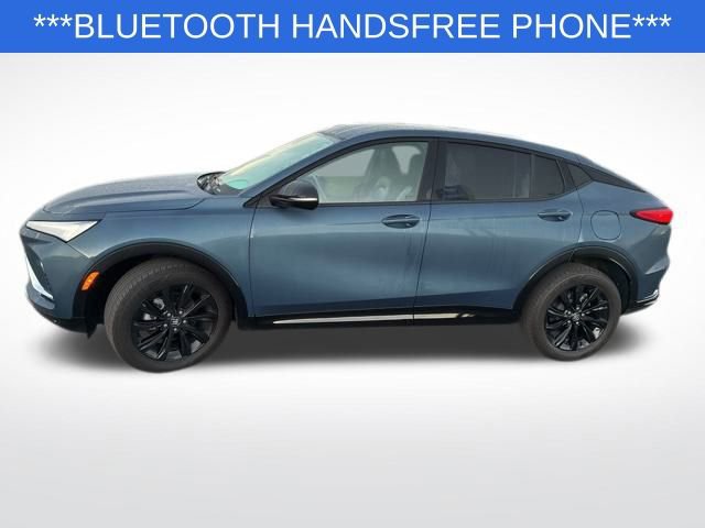 2024 Buick Envista ST photo 2