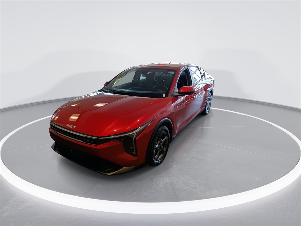2025 Kia K4 LXS photo 4