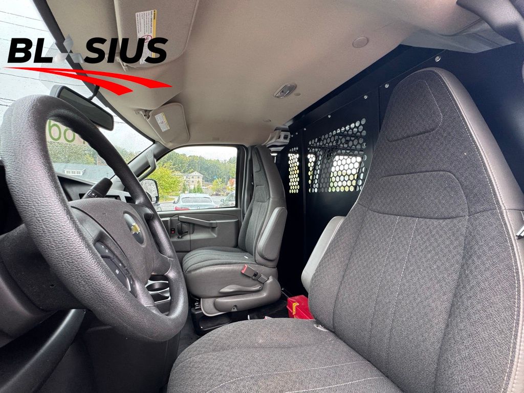 2023 Chevrolet Express 2500 Work Van photo 7