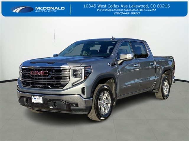 2025 GMC Sierra 1500 SLT's photo