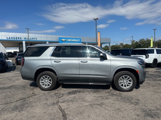 2024 Chevrolet Tahoe LT photo 2