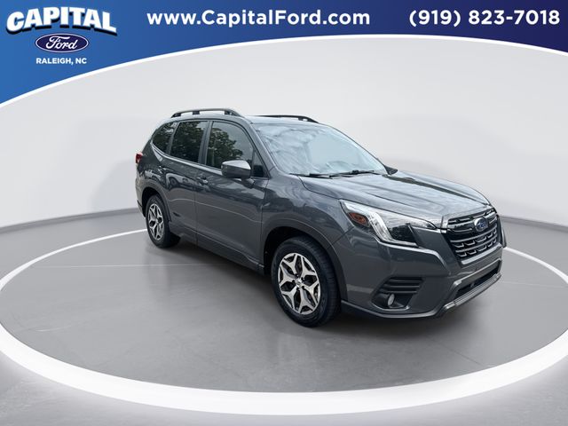 2023 Subaru Forester Premium photo 2