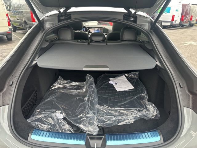 New 2025 MANUFAKTUR Alpine Grey Mercedes-Benz AMG® GLE 63 S 4MATIC+ Coupe image 81
