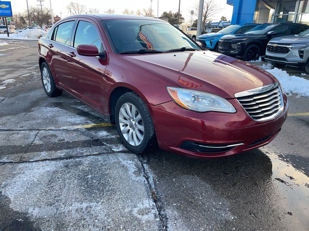 2011 Chrysler 200 Touring's photo