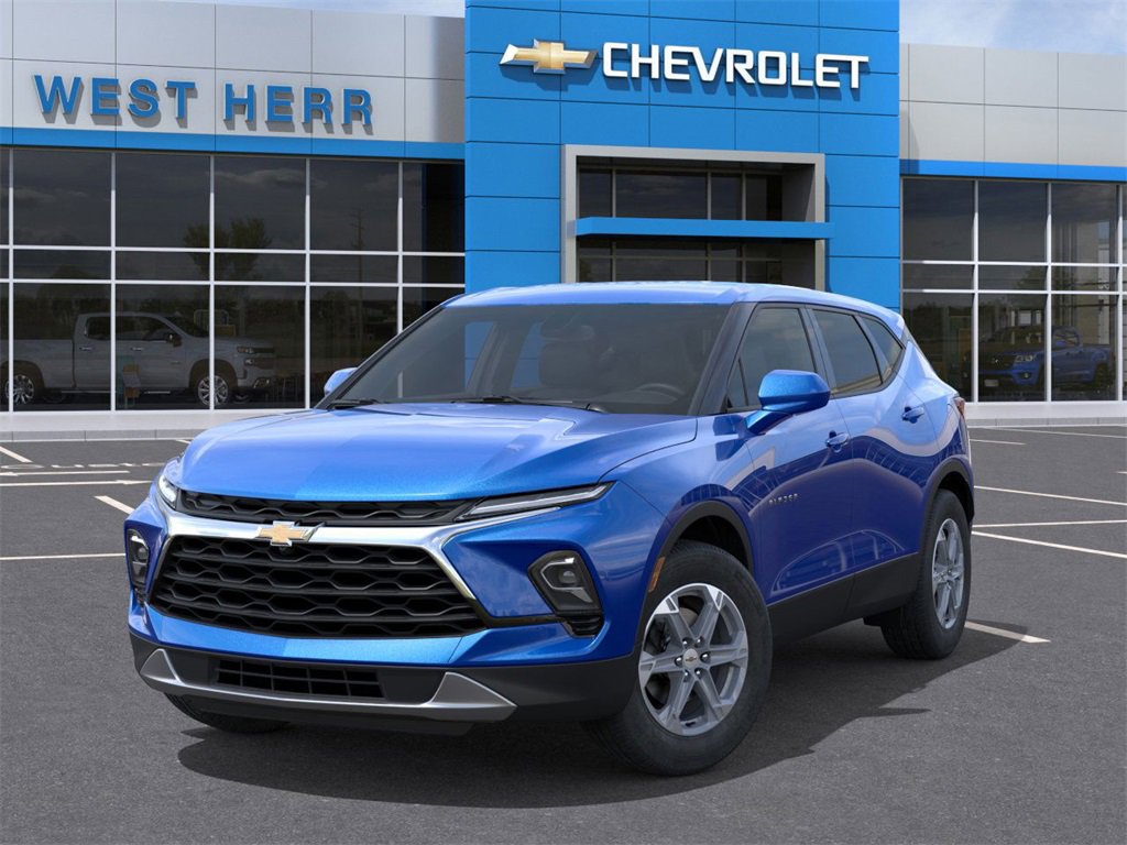 2025 Chevrolet Blazer 2LT photo 4