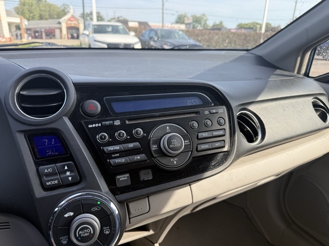 2011 Honda Insight LX photo 17
