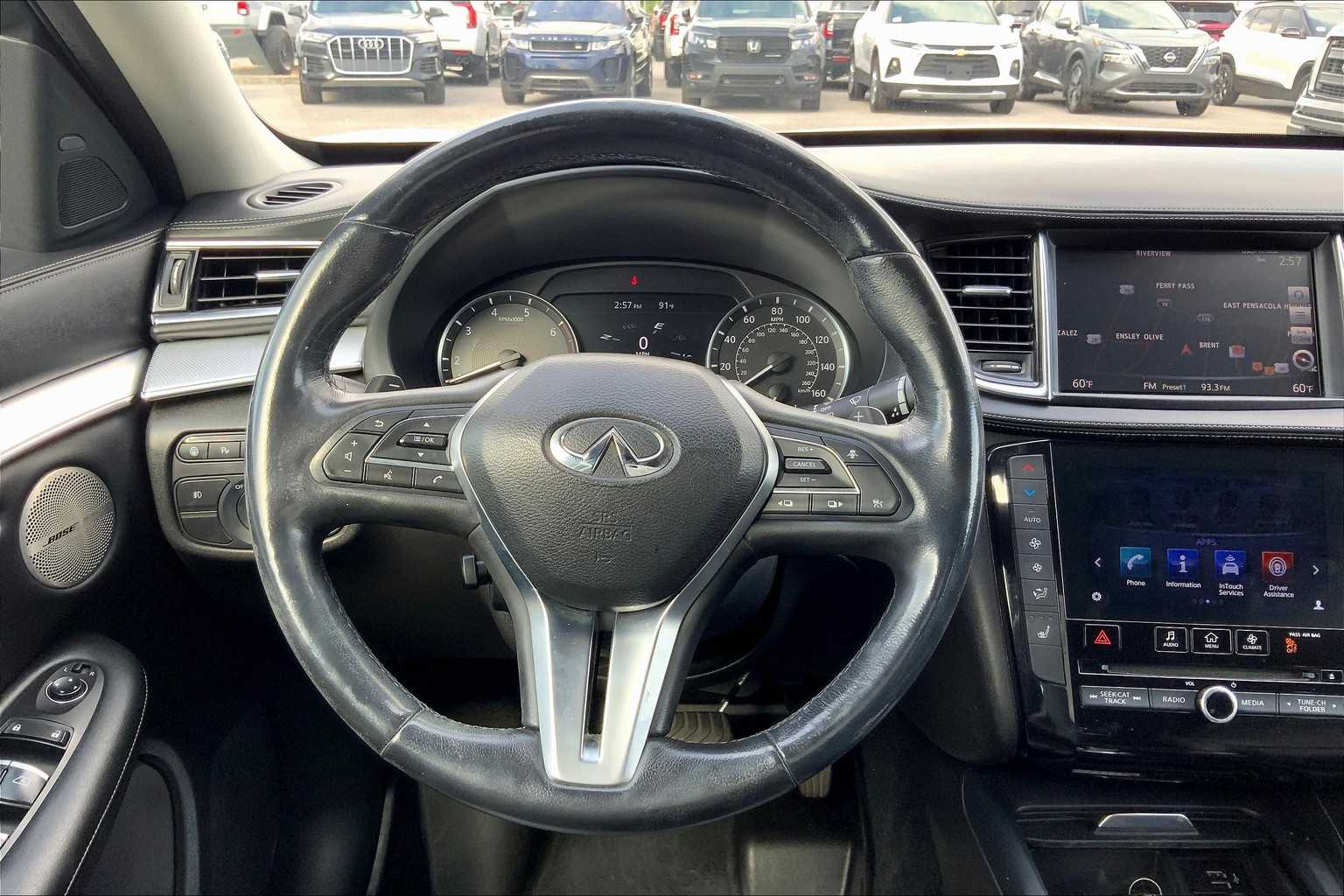 2019 Infiniti QX50 Essential photo 5