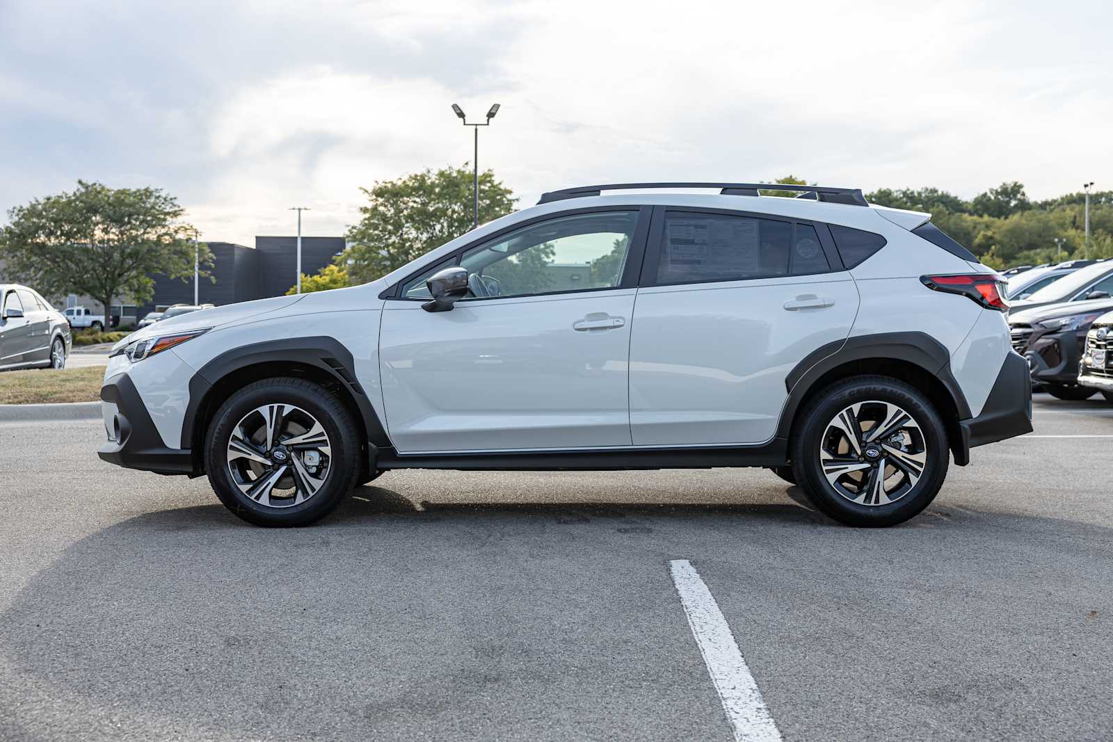 2025 Subaru Crosstrek Premium photo 2
