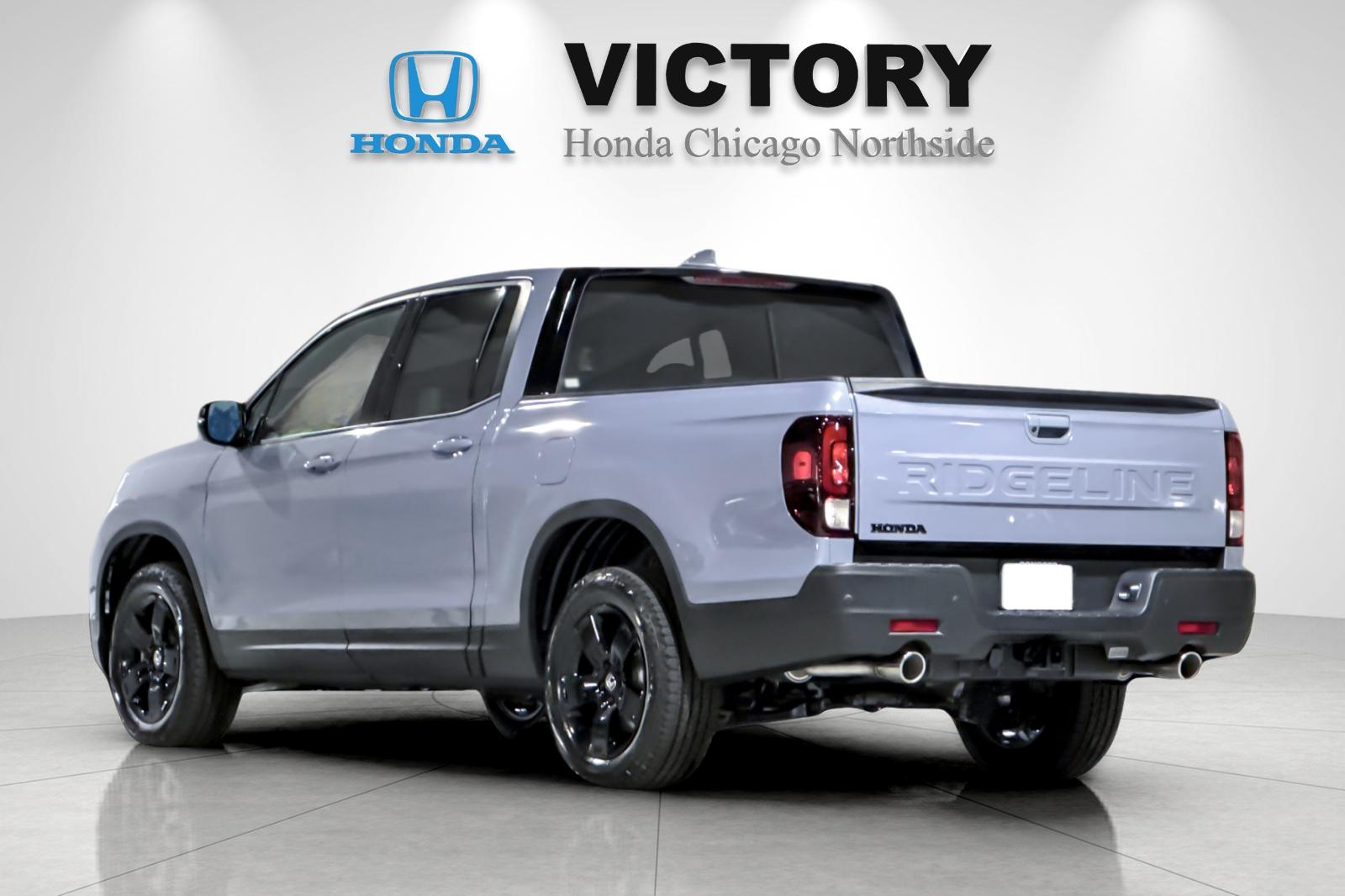 2026 Honda Ridgeline Black Edition photo 2