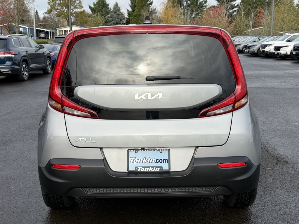 2022 Kia Soul LX photo 4