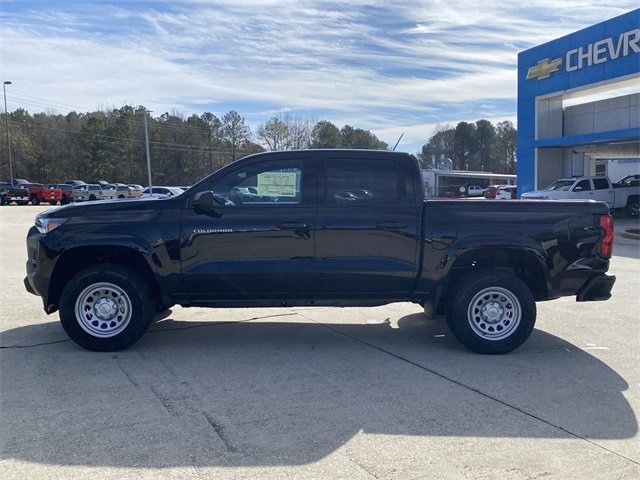 2025 Chevrolet Colorado Work Truck photo 2