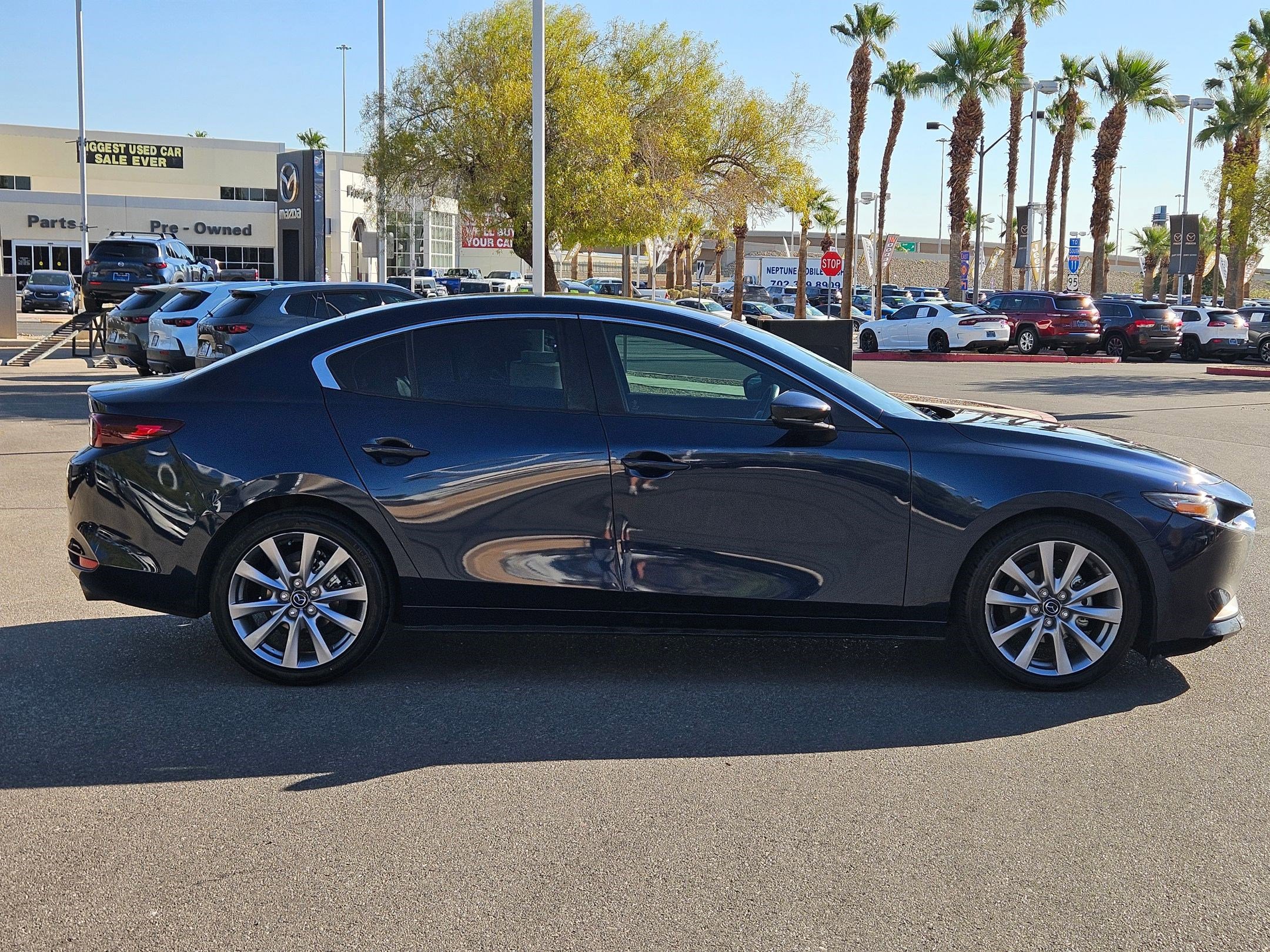 2022 Mazda Mazda3 Select photo 6