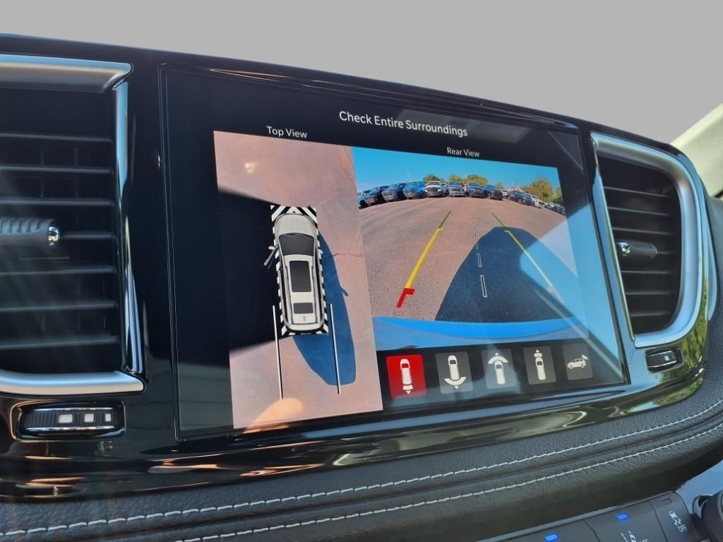 2026 Chrysler Pacifica Limited photo 6