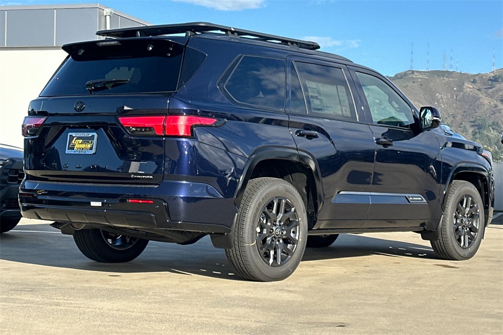 2026 Toyota Sequoia Platinum photo 4