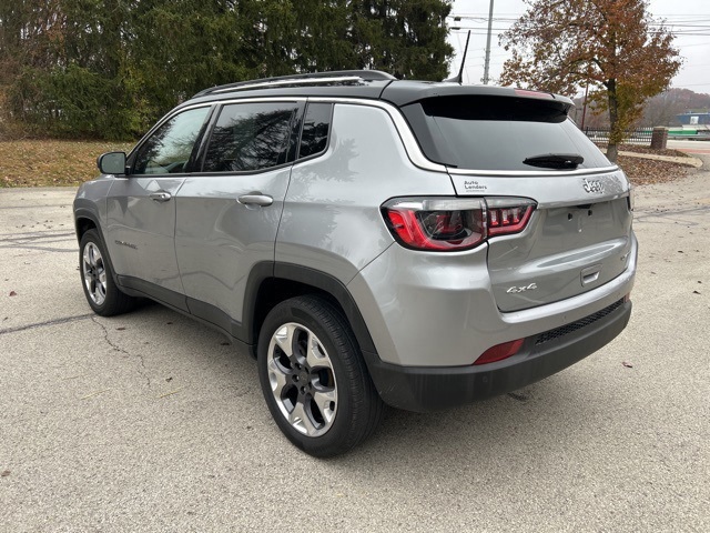 2022 Jeep Compass Limited photo 3