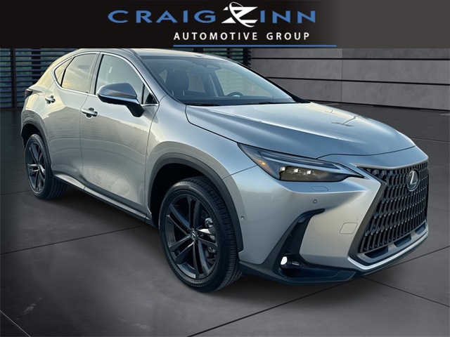 2025 Lexus NX PHEV 450h+'s photo
