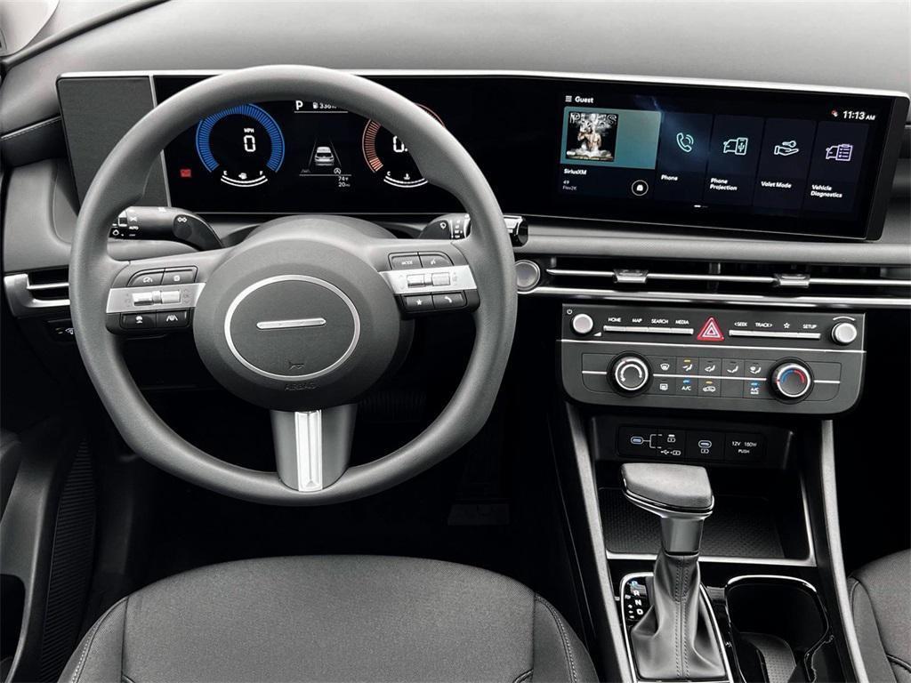 2026 Hyundai Tucson SE photo 16