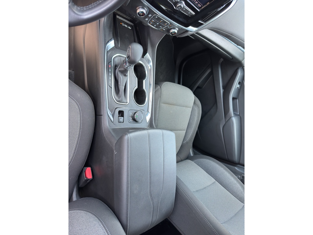 2022 Chevrolet Traverse Cloth photo 13