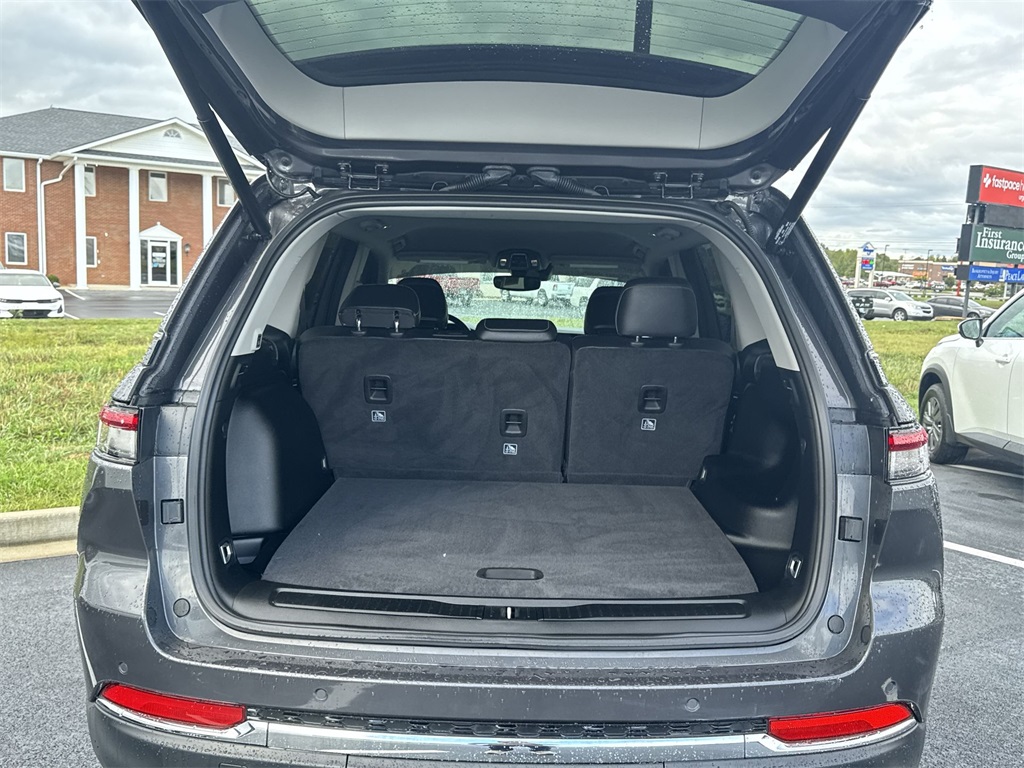 2022 Jeep Grand Cherokee Limited photo 28