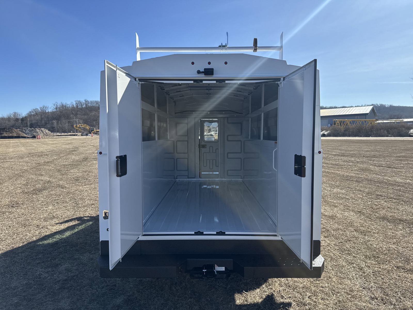 2024 Ford Transit Chassis Cutaway photo 4