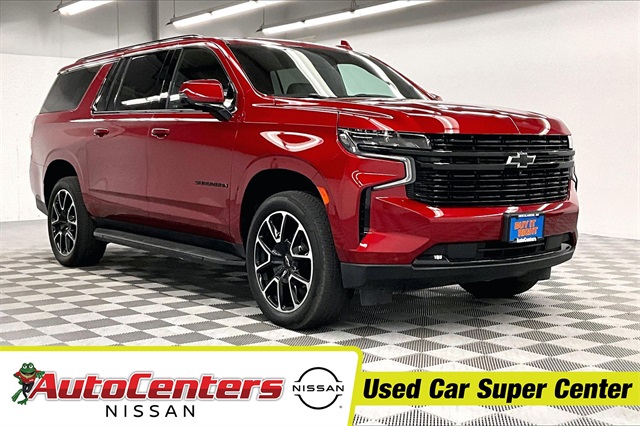 2024 Chevrolet Suburban RST's photo